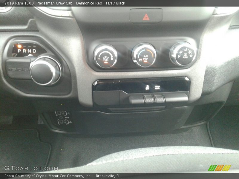 Delmonico Red Pearl / Black 2019 Ram 1500 Tradesman Crew Cab