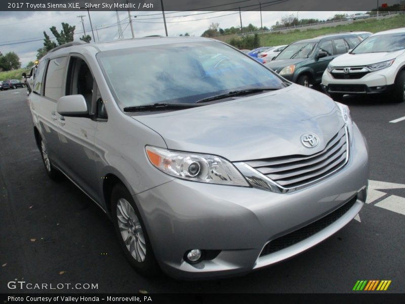 Silver Sky Metallic / Ash 2017 Toyota Sienna XLE