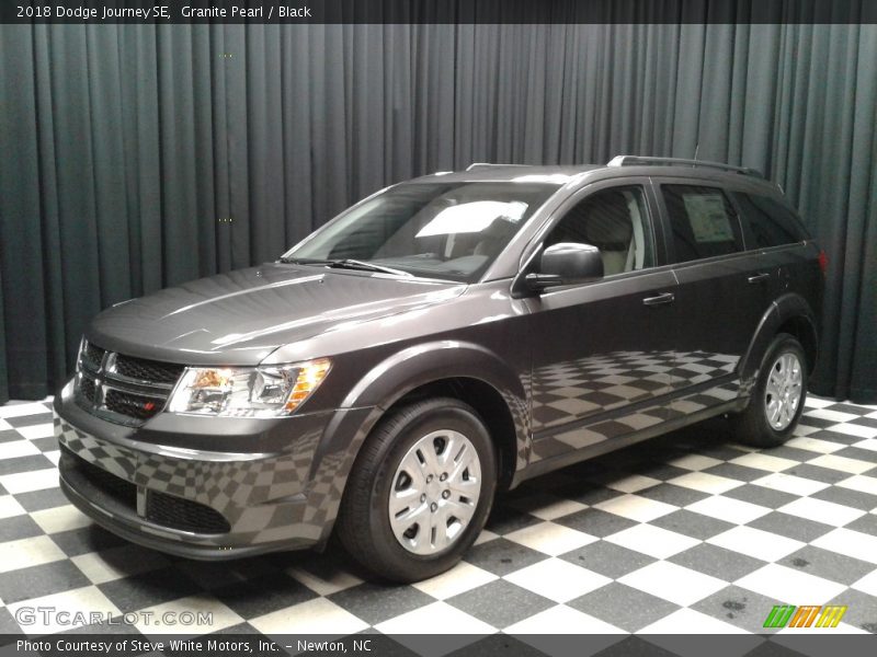 Granite Pearl / Black 2018 Dodge Journey SE