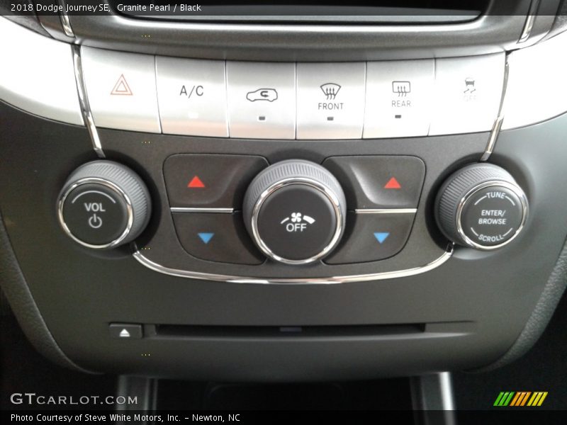 Granite Pearl / Black 2018 Dodge Journey SE