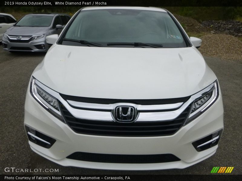 White Diamond Pearl / Mocha 2019 Honda Odyssey Elite