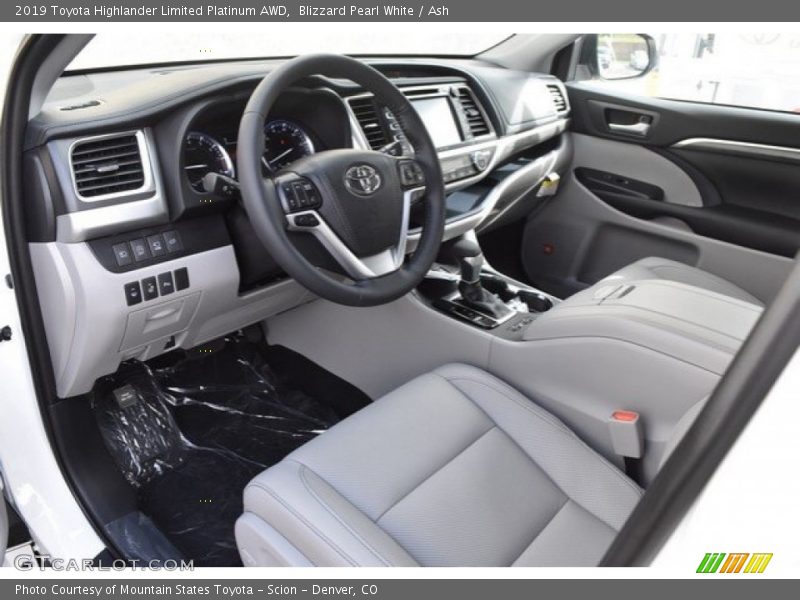  2019 Highlander Limited Platinum AWD Ash Interior