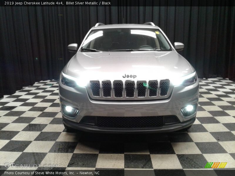 Billet Silver Metallic / Black 2019 Jeep Cherokee Latitude 4x4