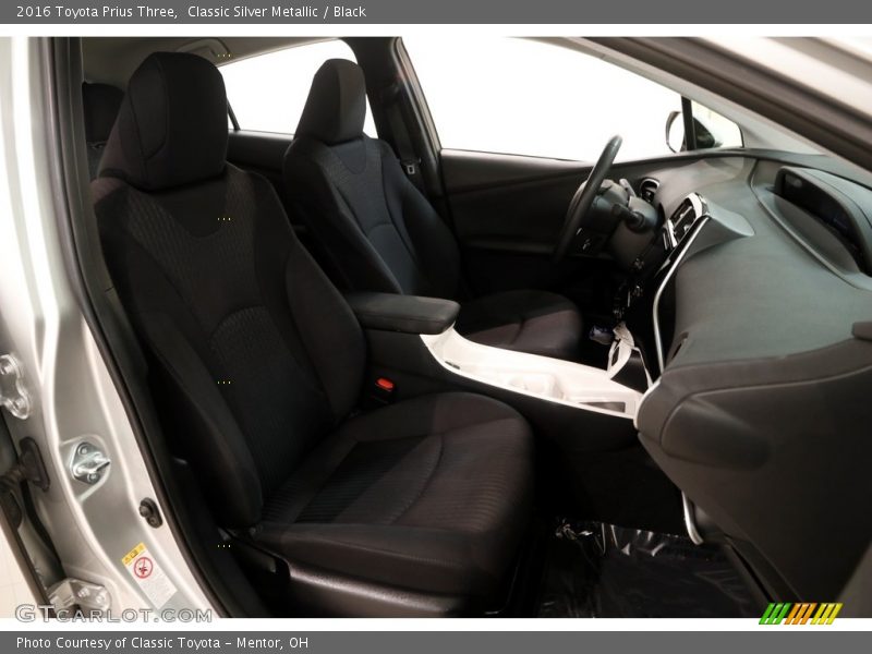 Classic Silver Metallic / Black 2016 Toyota Prius Three