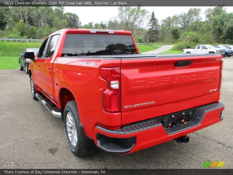 Red Hot / Jet Black 2019 Chevrolet Silverado 1500 RST Crew Cab 4WD