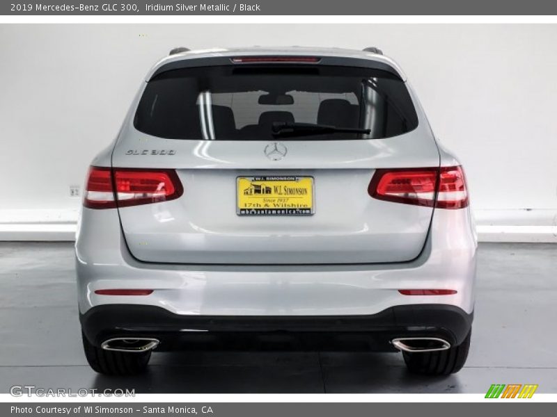 Iridium Silver Metallic / Black 2019 Mercedes-Benz GLC 300