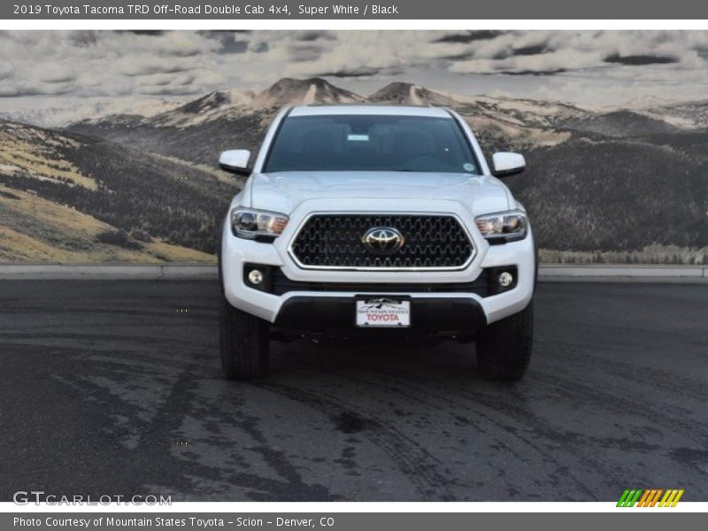 Super White / Black 2019 Toyota Tacoma TRD Off-Road Double Cab 4x4