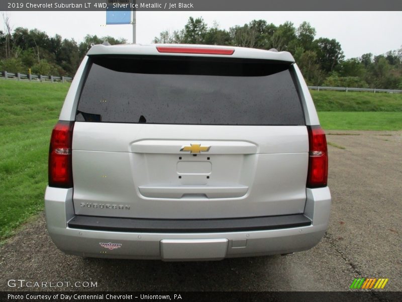 Silver Ice Metallic / Jet Black 2019 Chevrolet Suburban LT 4WD