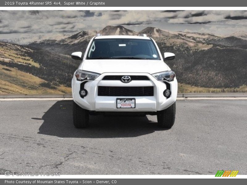 Super White / Graphite 2019 Toyota 4Runner SR5 4x4