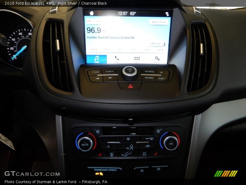 Ingot Silver / Charcoal Black 2018 Ford Escape SEL 4WD