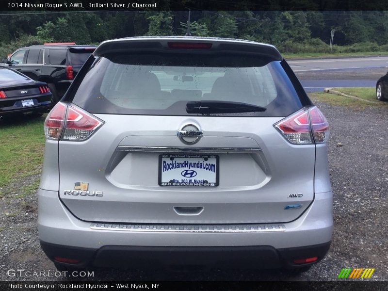 Brilliant Silver / Charcoal 2014 Nissan Rogue S AWD
