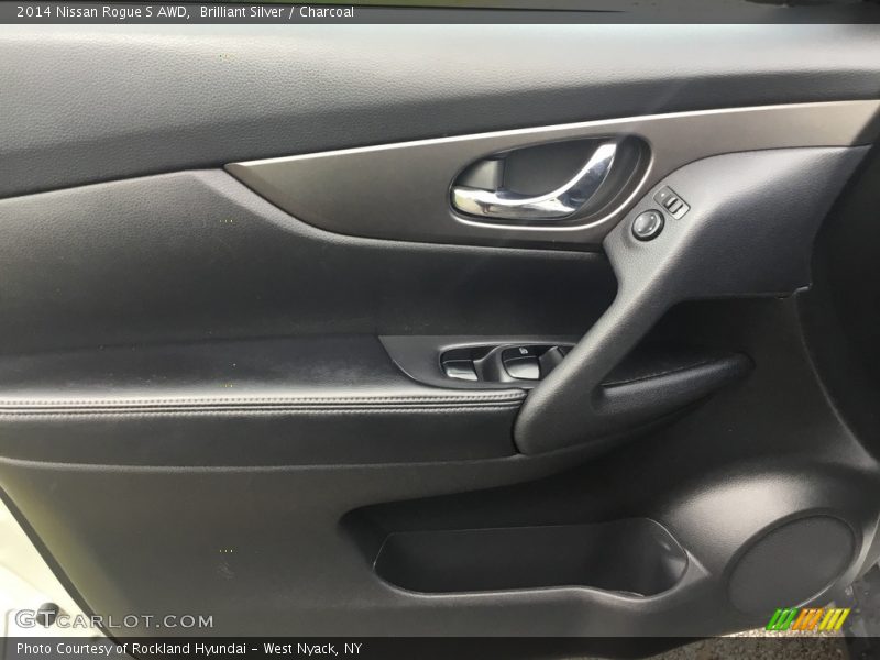 Brilliant Silver / Charcoal 2014 Nissan Rogue S AWD