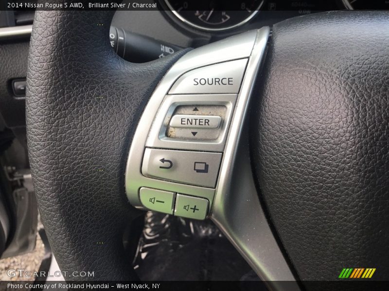 Brilliant Silver / Charcoal 2014 Nissan Rogue S AWD