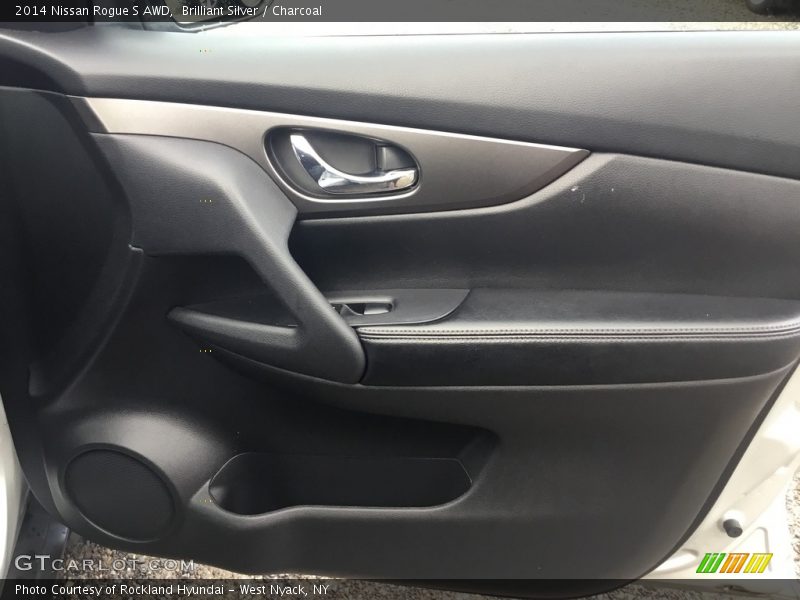 Brilliant Silver / Charcoal 2014 Nissan Rogue S AWD