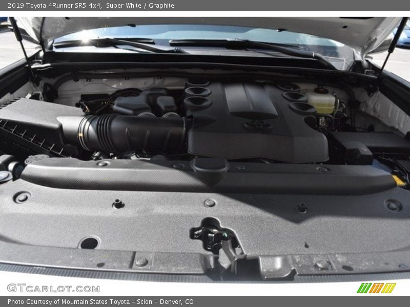 Super White / Graphite 2019 Toyota 4Runner SR5 4x4