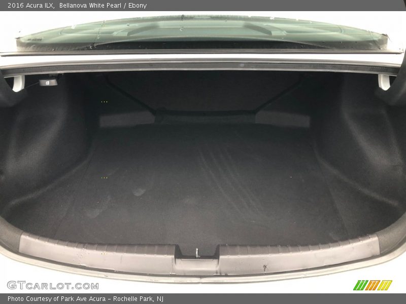 Bellanova White Pearl / Ebony 2016 Acura ILX