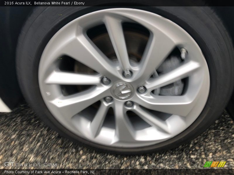 Bellanova White Pearl / Ebony 2016 Acura ILX
