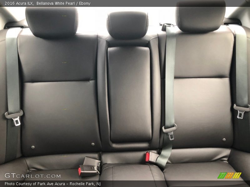 Bellanova White Pearl / Ebony 2016 Acura ILX