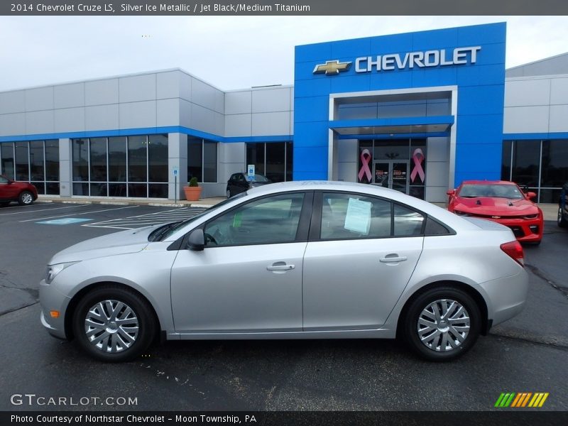 Silver Ice Metallic / Jet Black/Medium Titanium 2014 Chevrolet Cruze LS