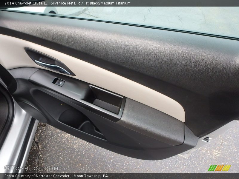 Silver Ice Metallic / Jet Black/Medium Titanium 2014 Chevrolet Cruze LS