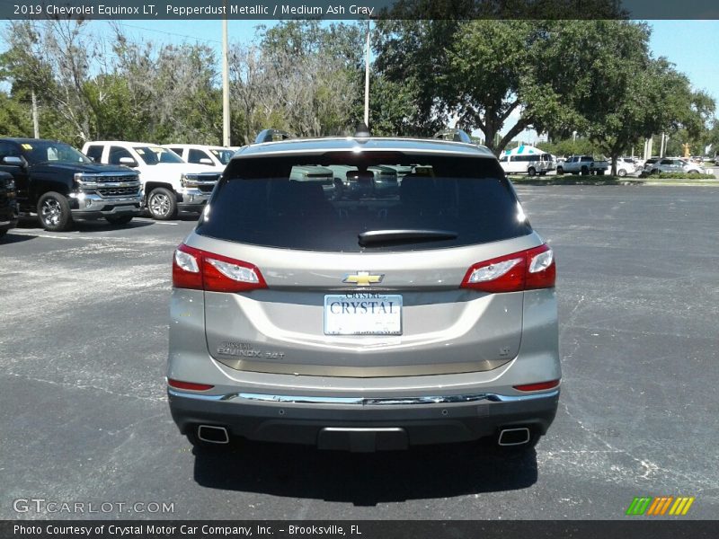 Pepperdust Metallic / Medium Ash Gray 2019 Chevrolet Equinox LT