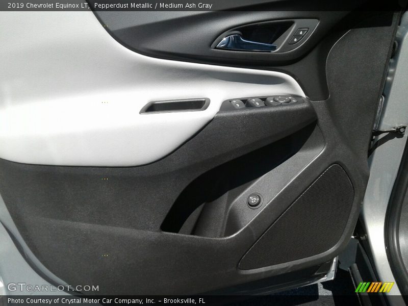 Pepperdust Metallic / Medium Ash Gray 2019 Chevrolet Equinox LT