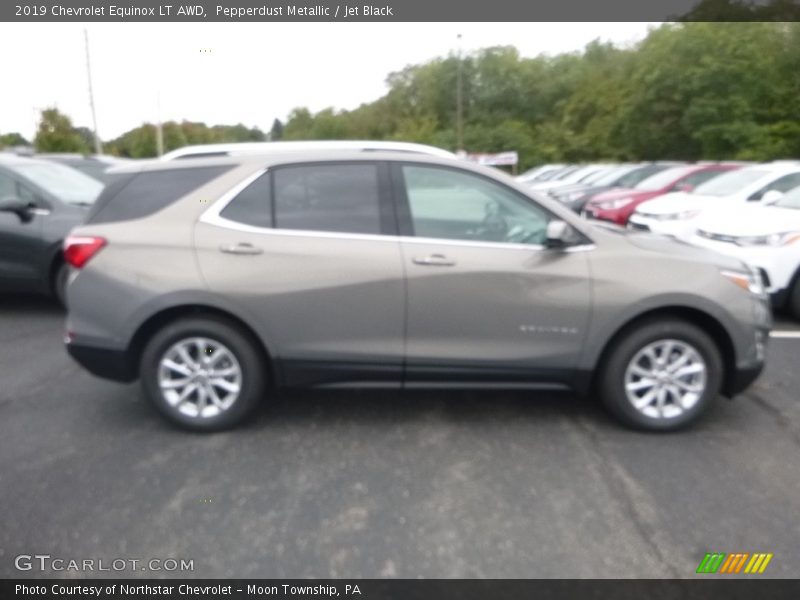 Pepperdust Metallic / Jet Black 2019 Chevrolet Equinox LT AWD