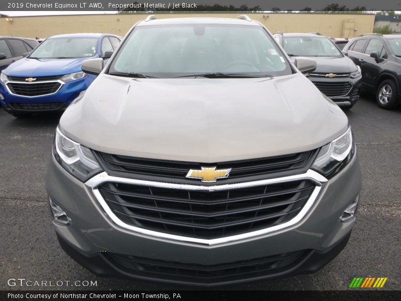 Pepperdust Metallic / Jet Black 2019 Chevrolet Equinox LT AWD