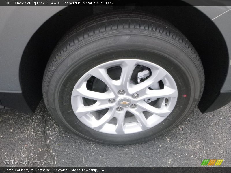 Pepperdust Metallic / Jet Black 2019 Chevrolet Equinox LT AWD