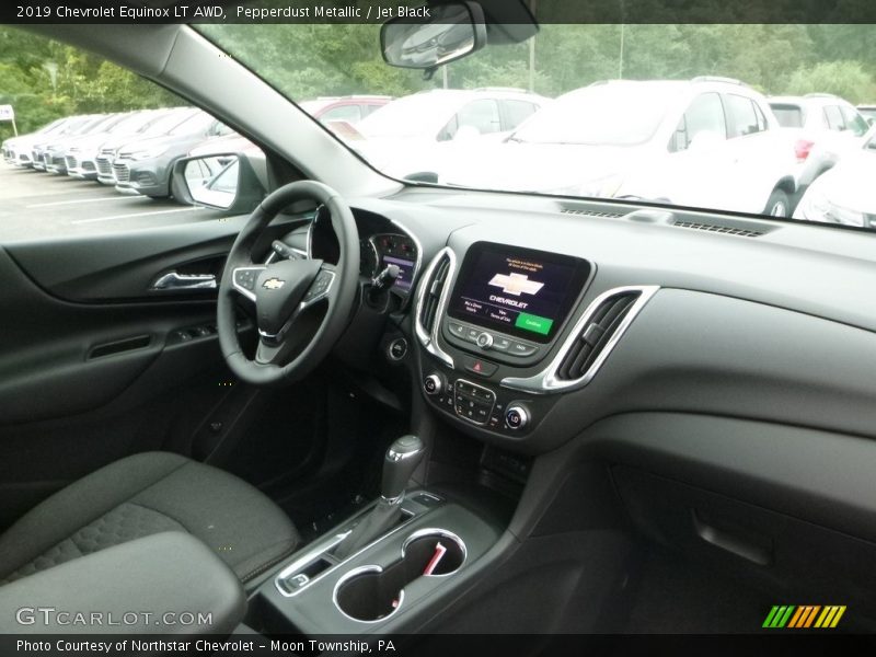 Pepperdust Metallic / Jet Black 2019 Chevrolet Equinox LT AWD