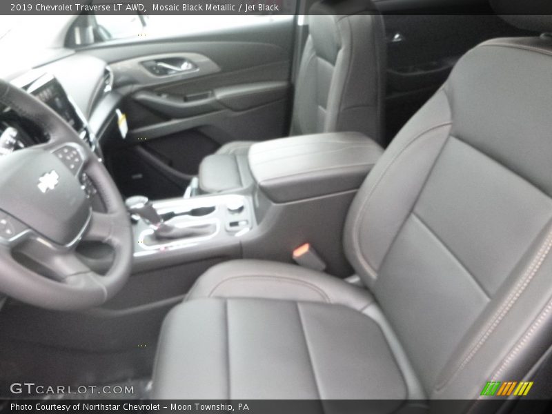 Mosaic Black Metallic / Jet Black 2019 Chevrolet Traverse LT AWD