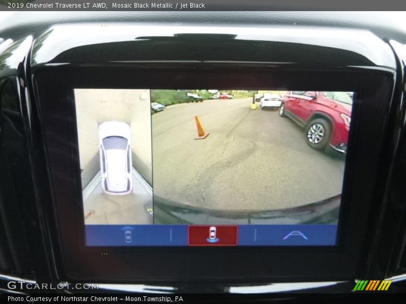 Mosaic Black Metallic / Jet Black 2019 Chevrolet Traverse LT AWD