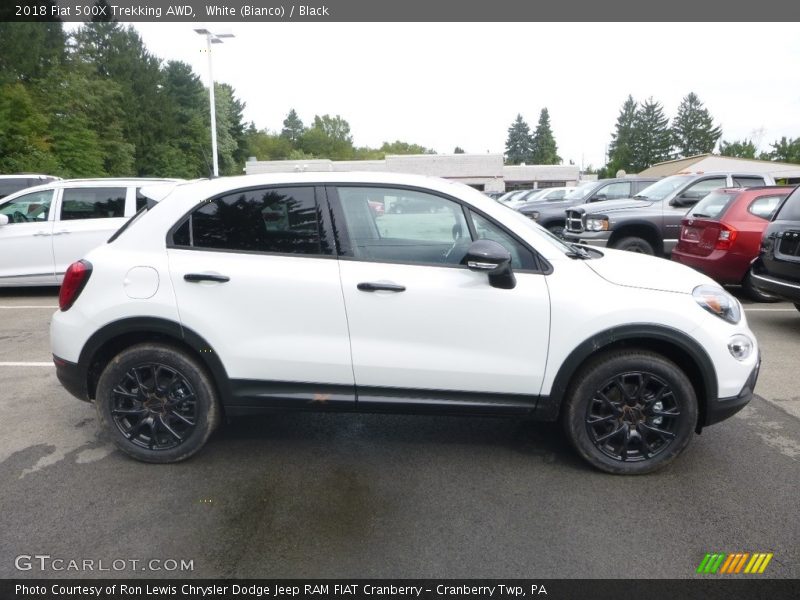 White (Bianco) / Black 2018 Fiat 500X Trekking AWD