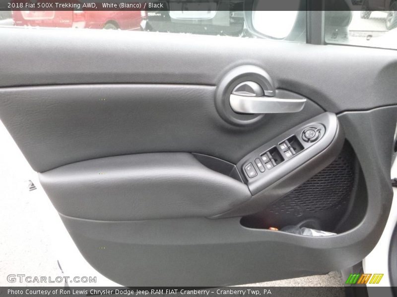 White (Bianco) / Black 2018 Fiat 500X Trekking AWD