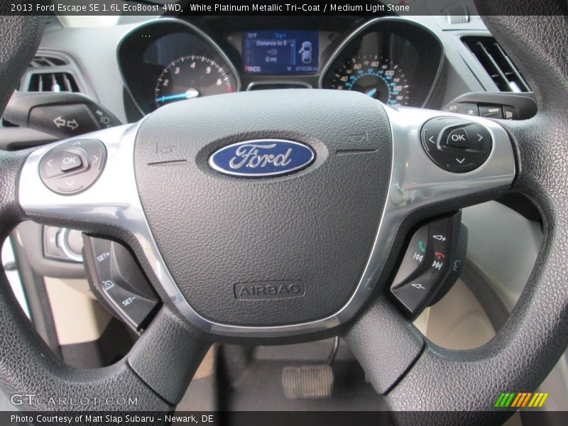 White Platinum Metallic Tri-Coat / Medium Light Stone 2013 Ford Escape SE 1.6L EcoBoost 4WD