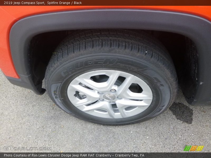 Spitfire Orange / Black 2019 Jeep Compass Sport