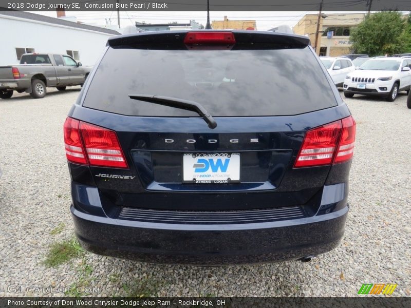 Contusion Blue Pearl / Black 2018 Dodge Journey SE