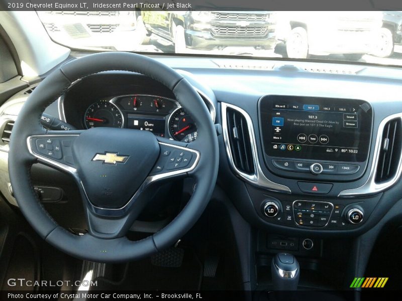 Iridescent Pearl Tricoat / Jet Black 2019 Chevrolet Equinox LT