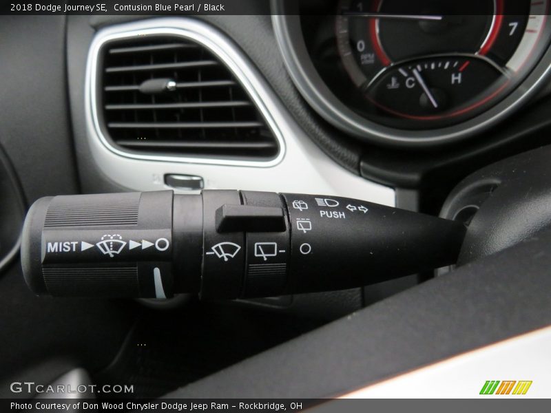 Contusion Blue Pearl / Black 2018 Dodge Journey SE