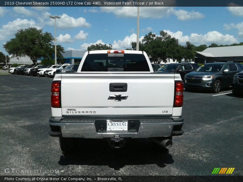 Iridescent Pearl Tricoat / Jet Black 2019 Chevrolet Silverado 2500HD LTZ Crew Cab 4WD