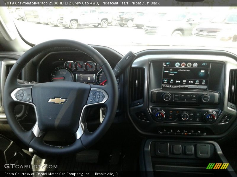 Iridescent Pearl Tricoat / Jet Black 2019 Chevrolet Silverado 2500HD LTZ Crew Cab 4WD