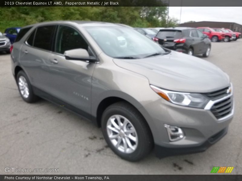 Pepperdust Metallic / Jet Black 2019 Chevrolet Equinox LT AWD