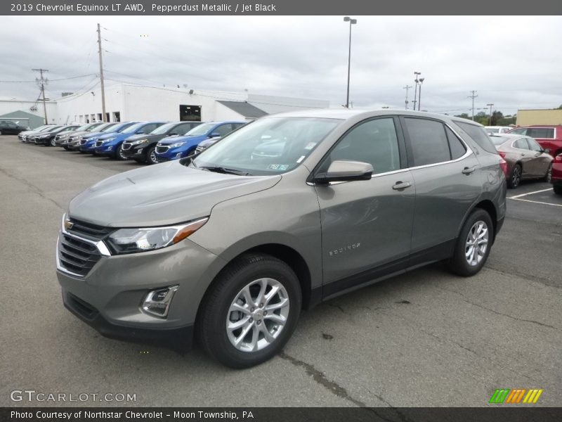 Pepperdust Metallic / Jet Black 2019 Chevrolet Equinox LT AWD