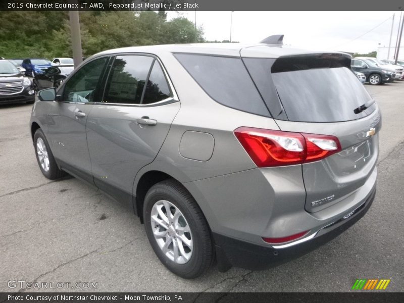 Pepperdust Metallic / Jet Black 2019 Chevrolet Equinox LT AWD