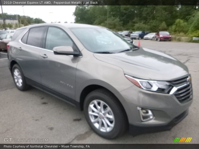 Pepperdust Metallic / Jet Black 2019 Chevrolet Equinox LT AWD