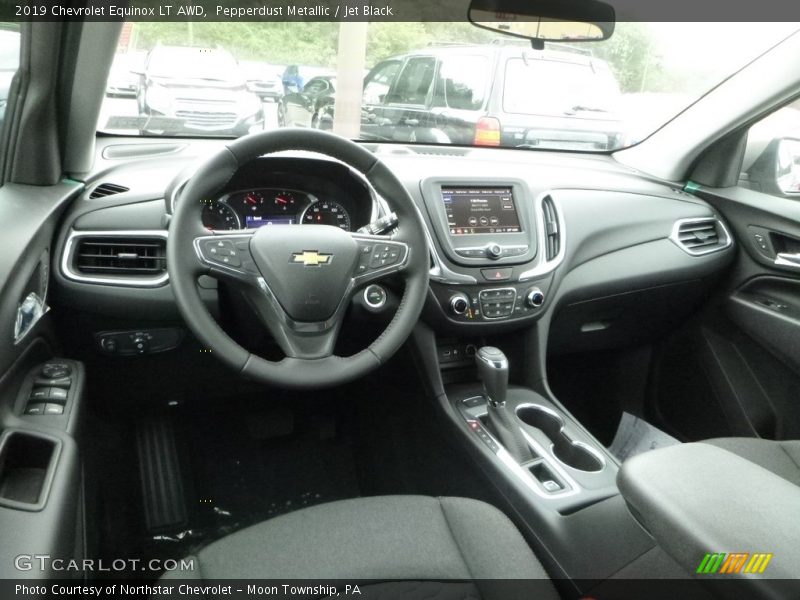 Pepperdust Metallic / Jet Black 2019 Chevrolet Equinox LT AWD