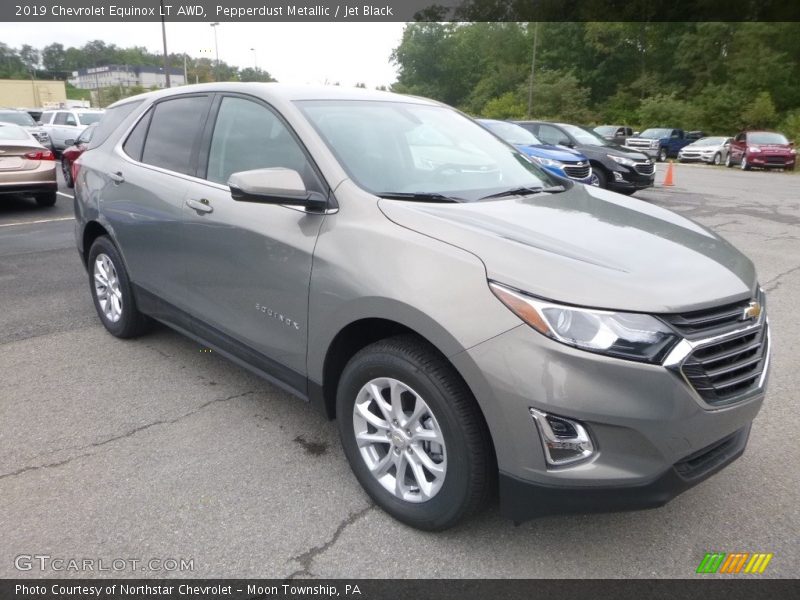 Pepperdust Metallic / Jet Black 2019 Chevrolet Equinox LT AWD
