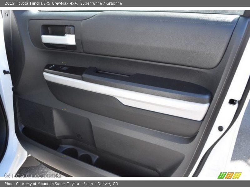 Super White / Graphite 2019 Toyota Tundra SR5 CrewMax 4x4