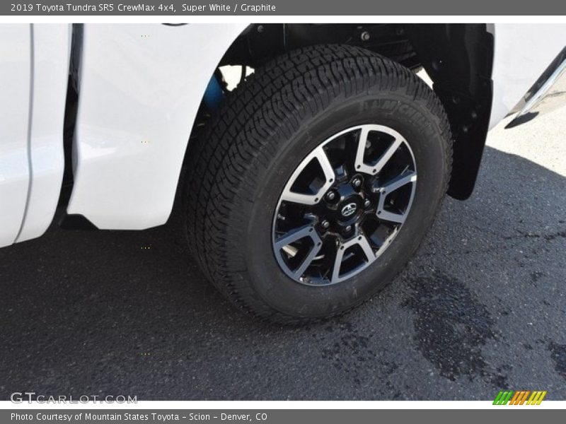 Super White / Graphite 2019 Toyota Tundra SR5 CrewMax 4x4