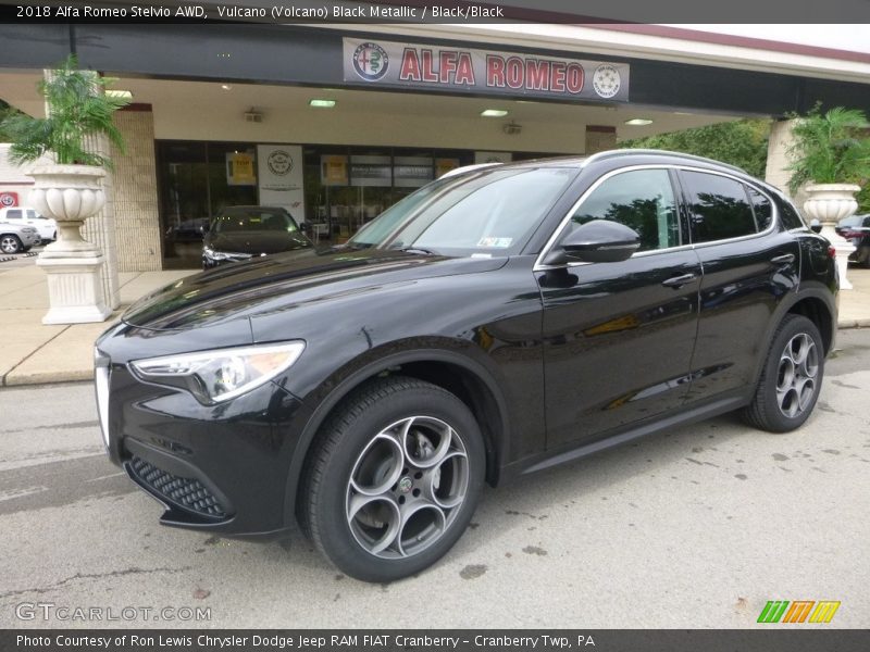 Vulcano (Volcano) Black Metallic / Black/Black 2018 Alfa Romeo Stelvio AWD